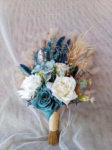 Buquê de Noiva Azul Buquês Flores e Plumas